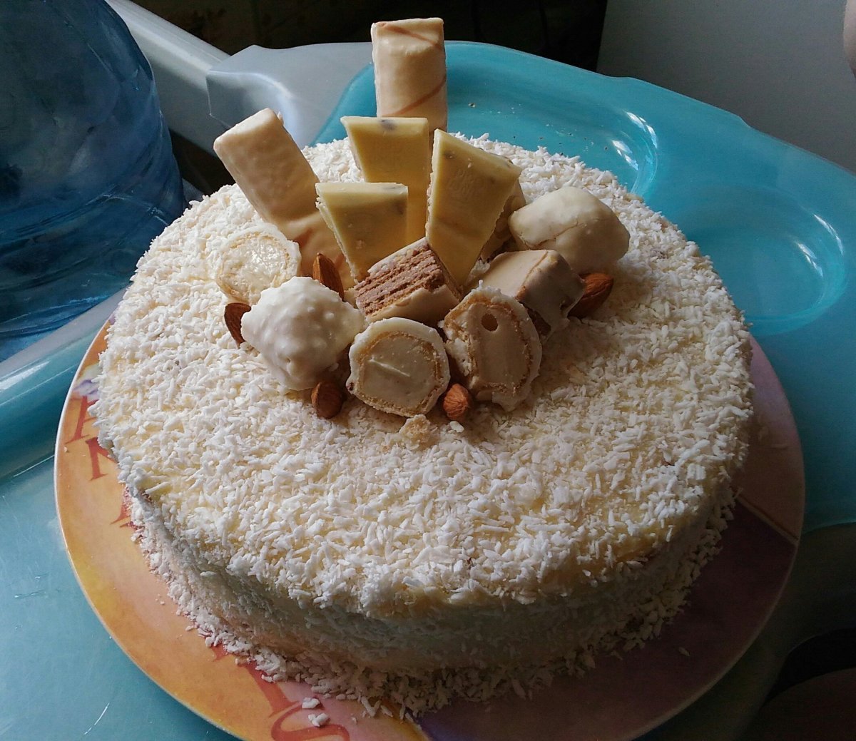 Торт с рафаэлками