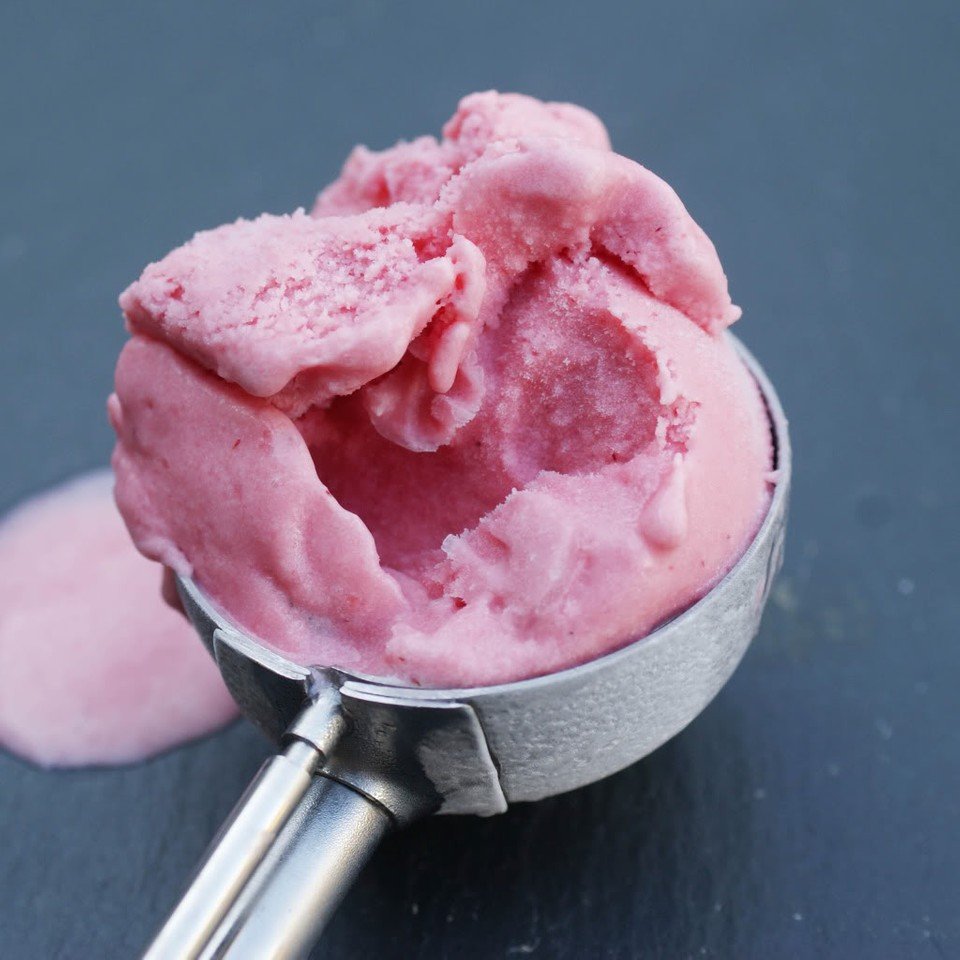 Strawberry Ice Cream фулл