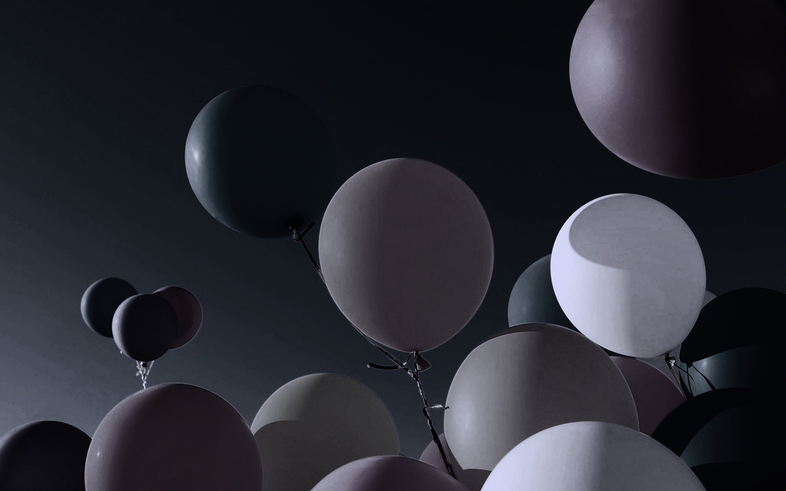 Текстура шаров. Воздушные шары на темном фоне. Черный шарик. Воздушные шарики Эстетика.