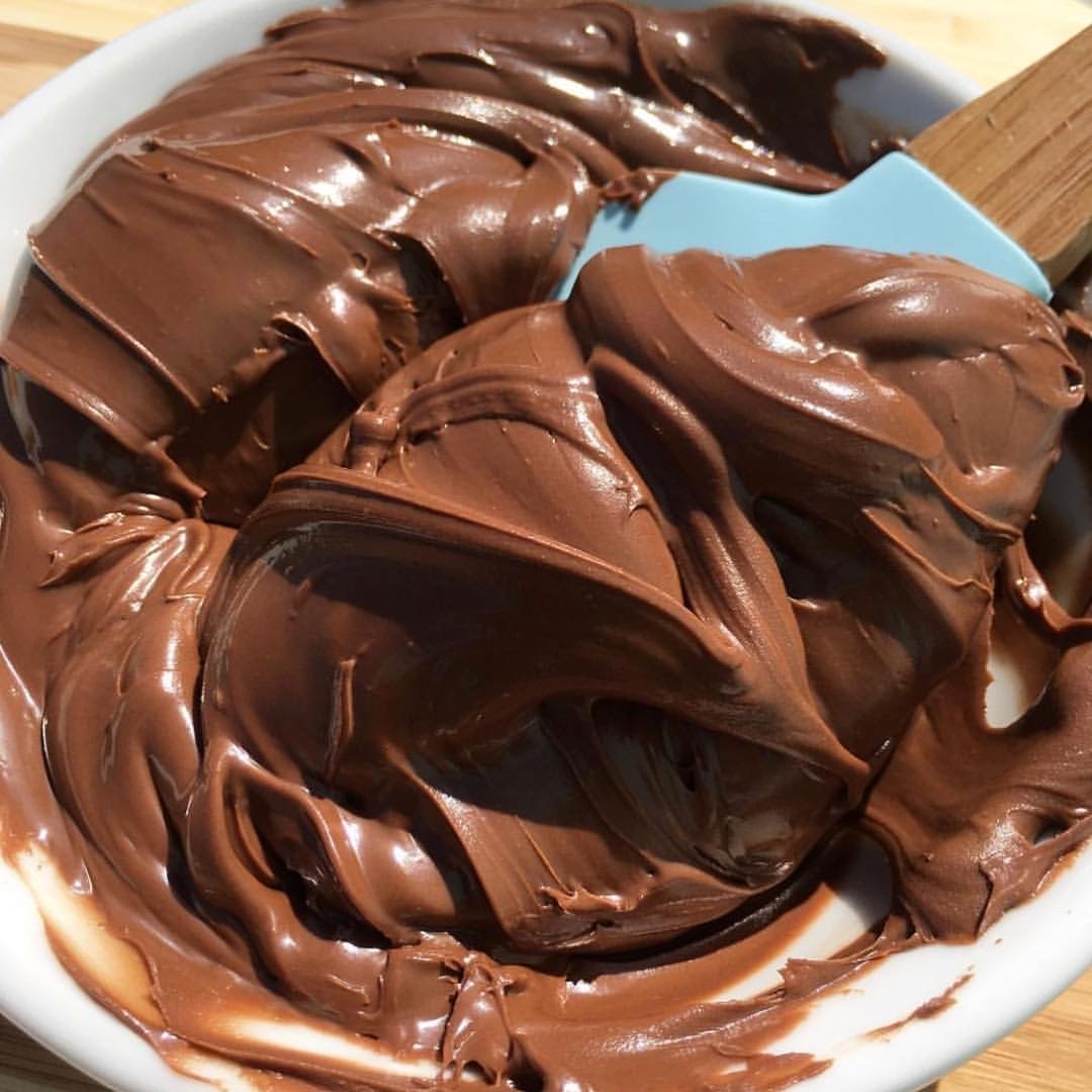 Шоколадная паста snickers