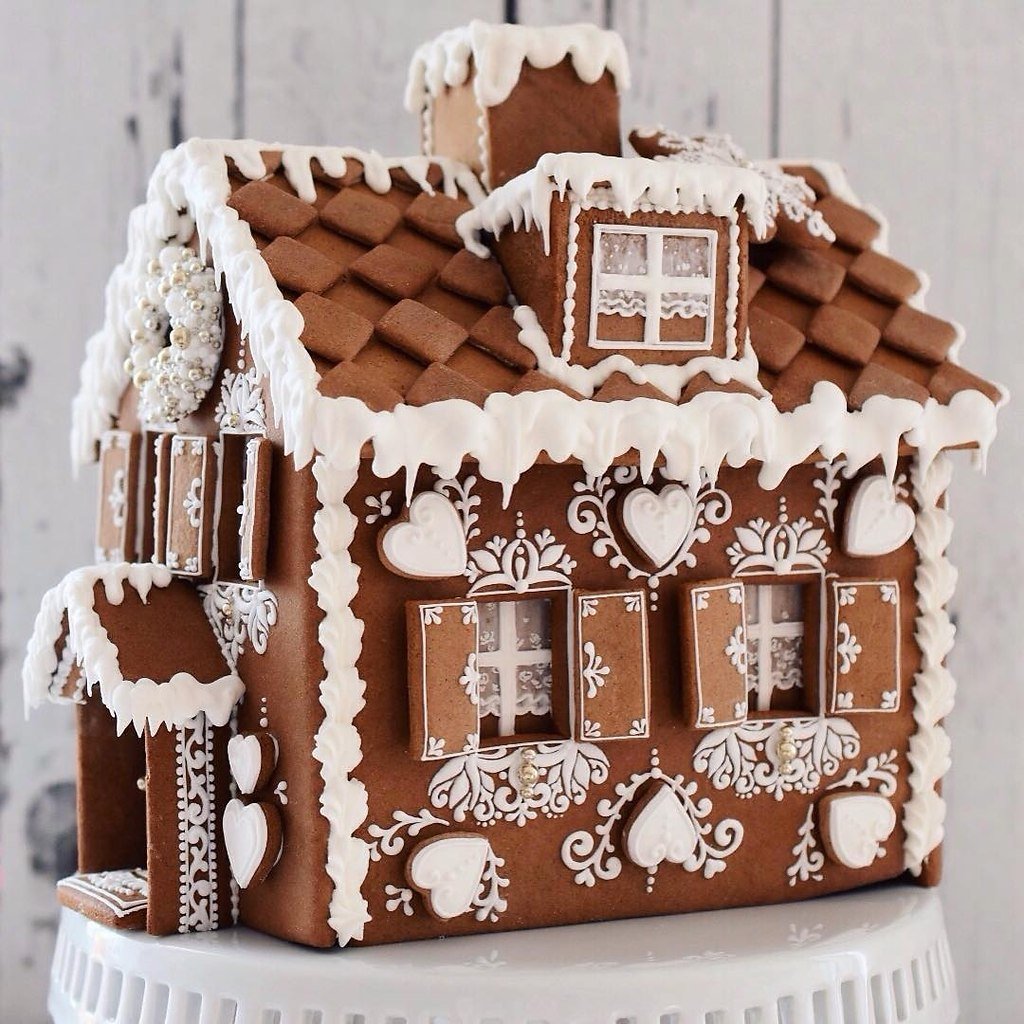 Пряничный домик Gingerbread House