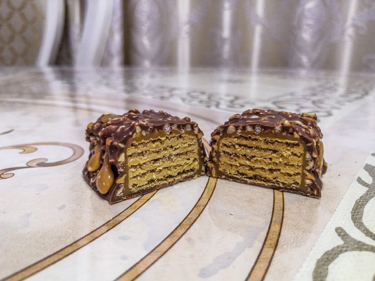 Вафли с карамелью