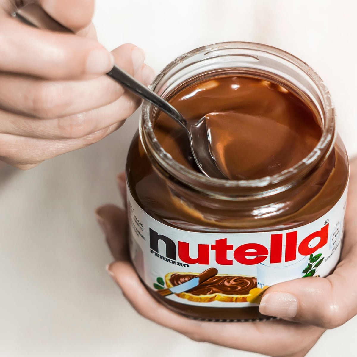 Ореховая паста Nutella & go