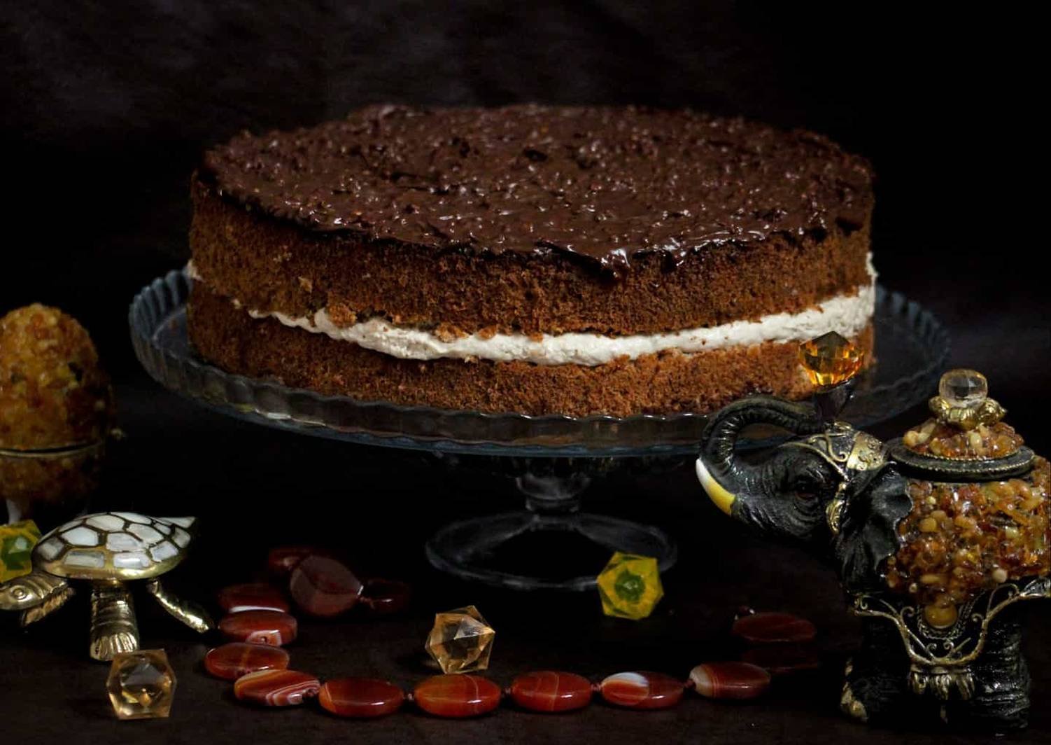 Турецкий шоколадный пирог. Торт турецкая кофейня. Шоколадно кофейный торт. Турецкий шоколадный торт. Знаменитый турецкий шоколадный торт десерт.