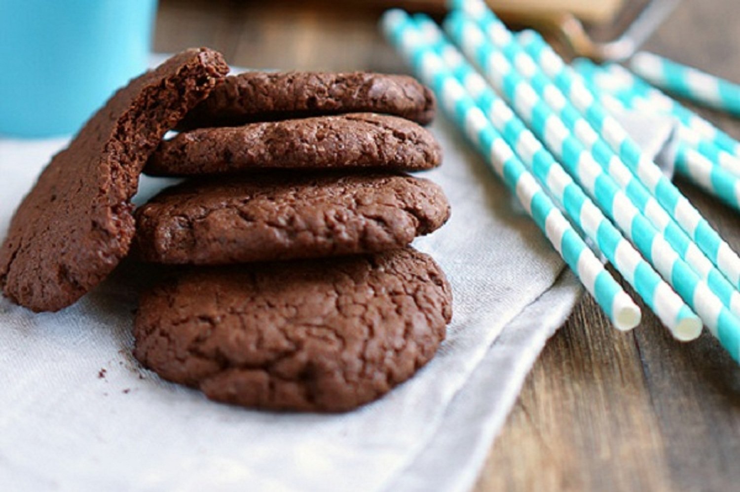 Шоколадные печенья без какао