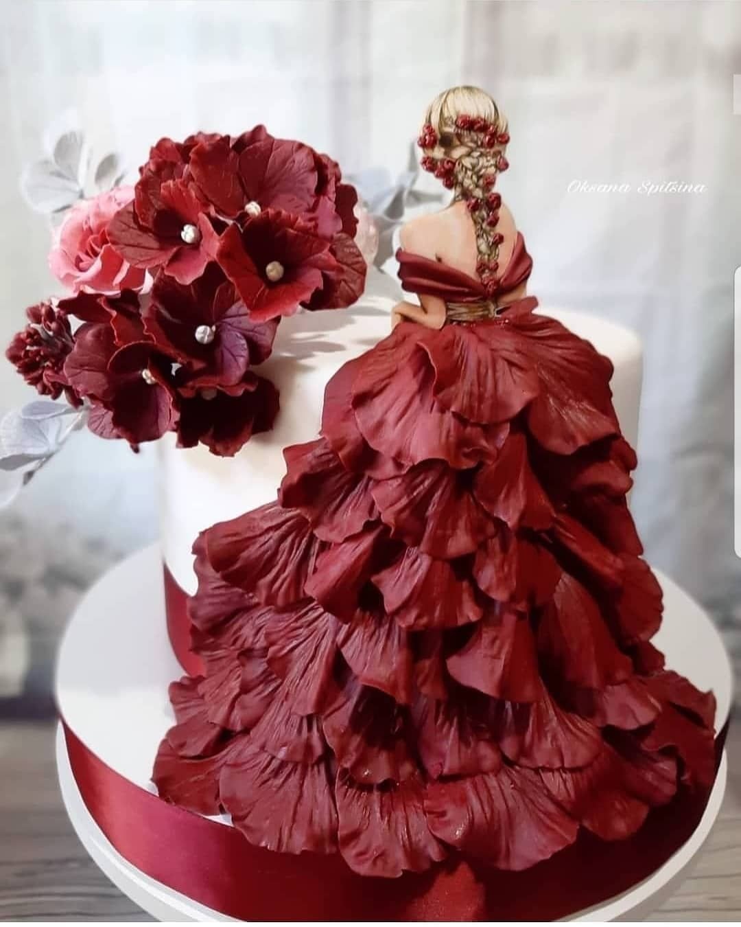 Торт кукла из мастики