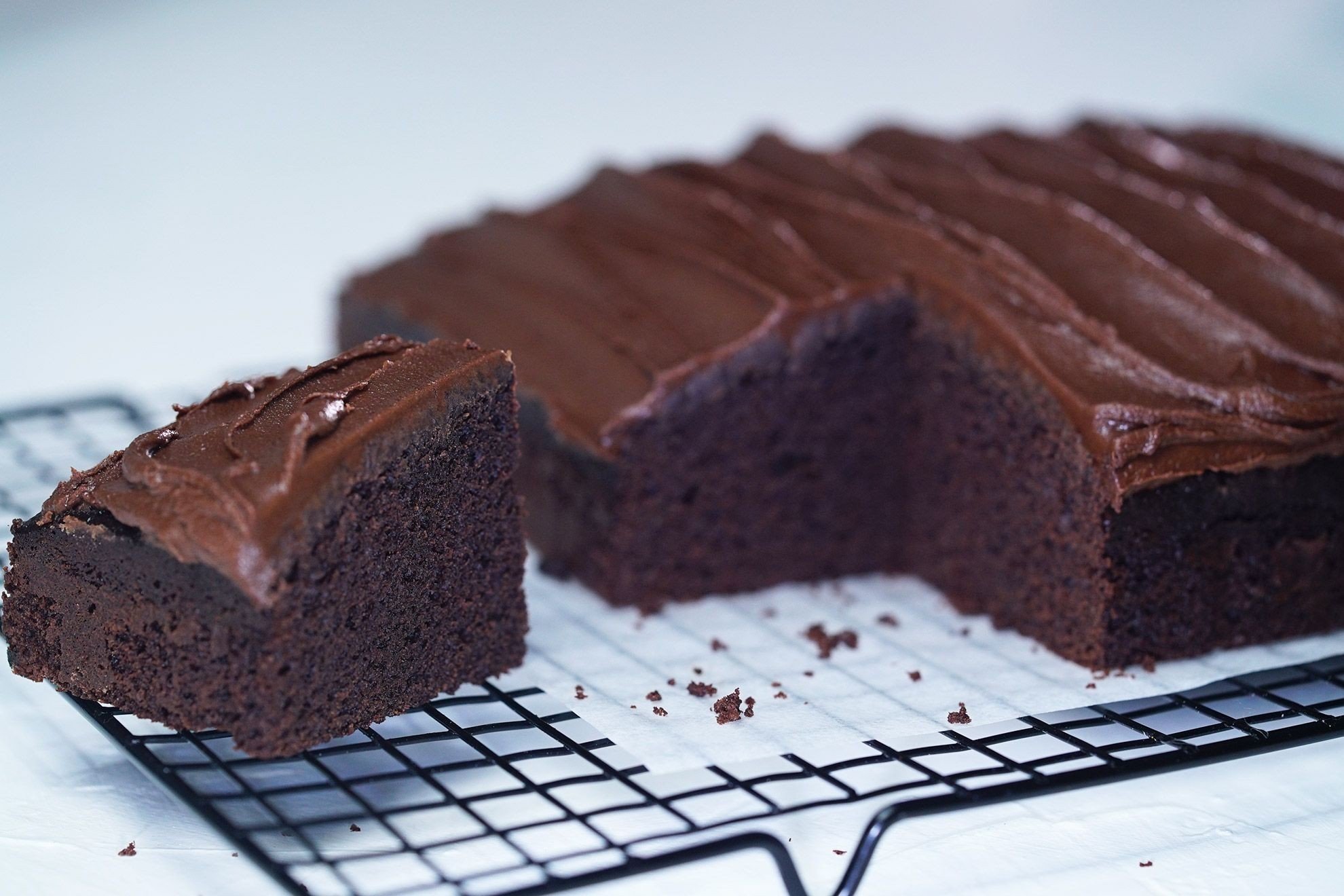 Шоко торт. Бисквит Брауни. Пирог Брауни шоколадный с какао. Торт Прага Брауни. Шокопирог.