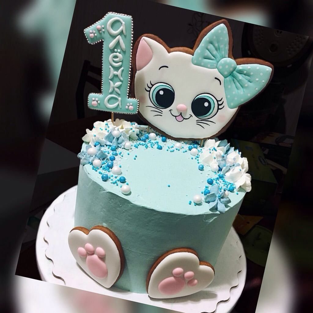 Торт с «кошечкой»