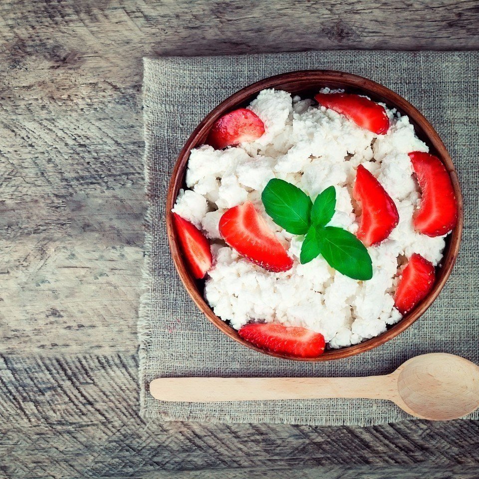 Творожок с клубникой