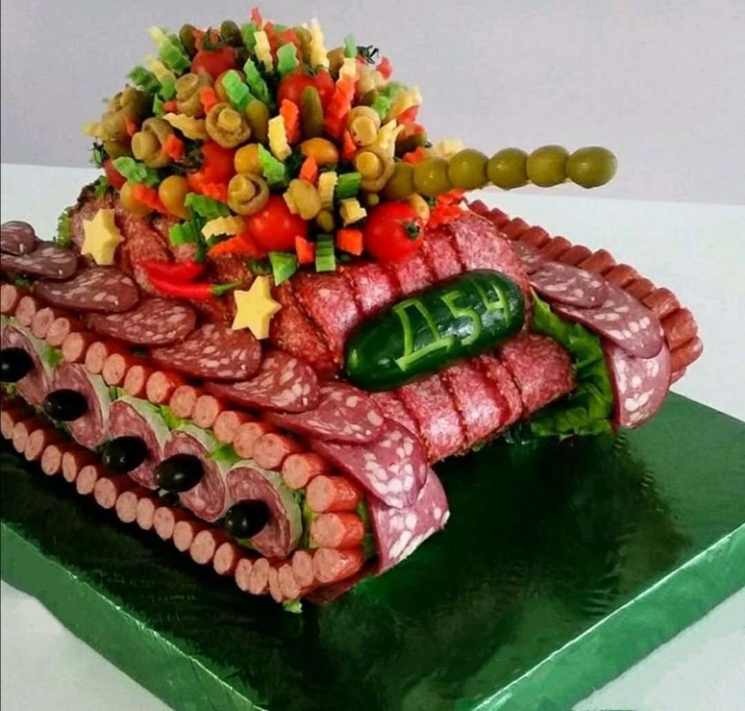 Мясной торт для мужчины