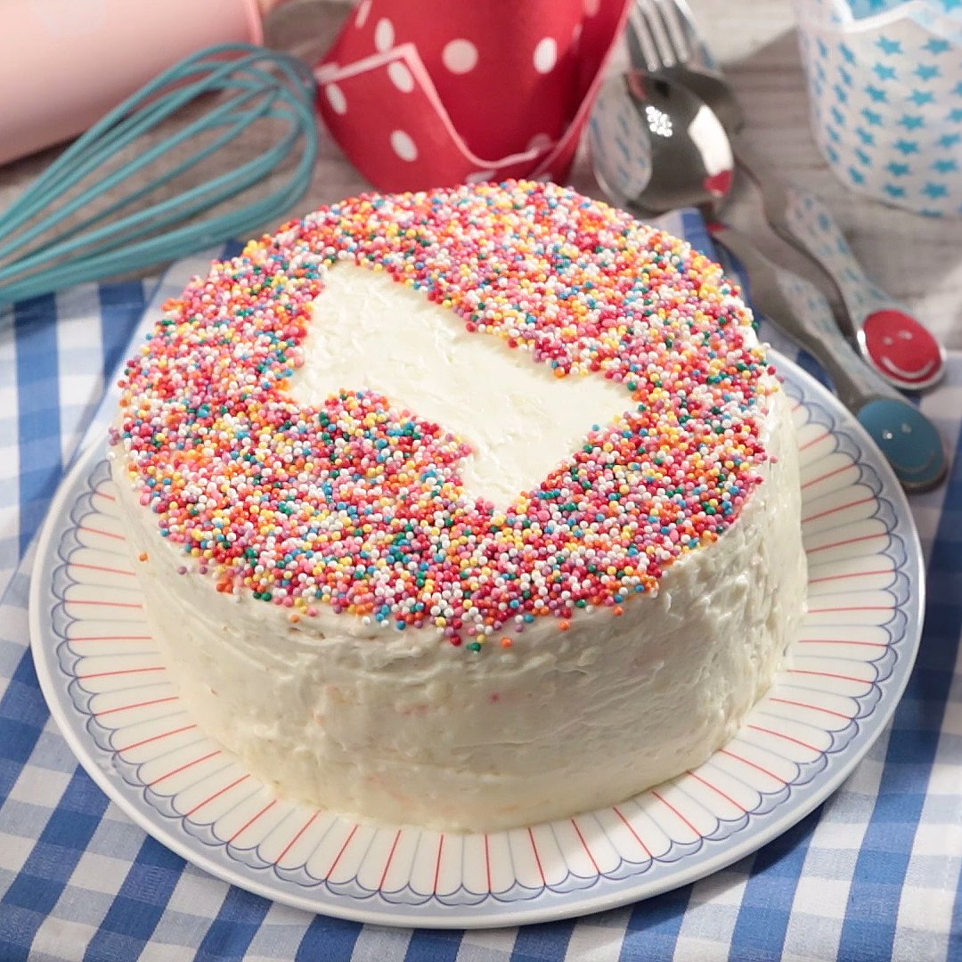 Funfetti торт