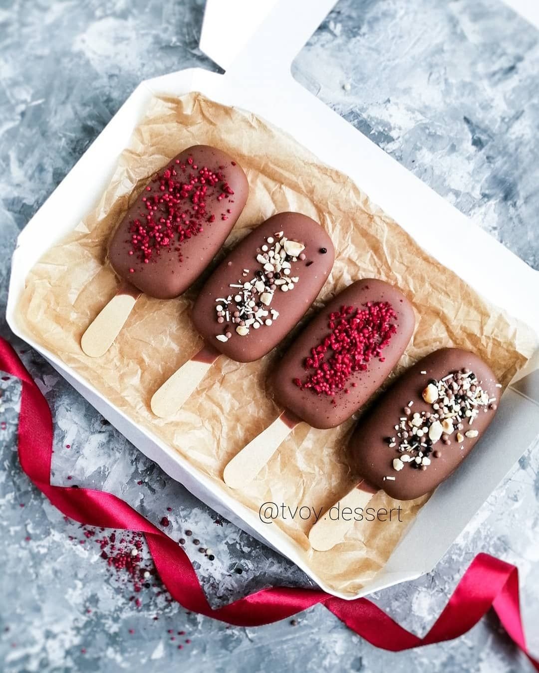 Декор торта эскимошками