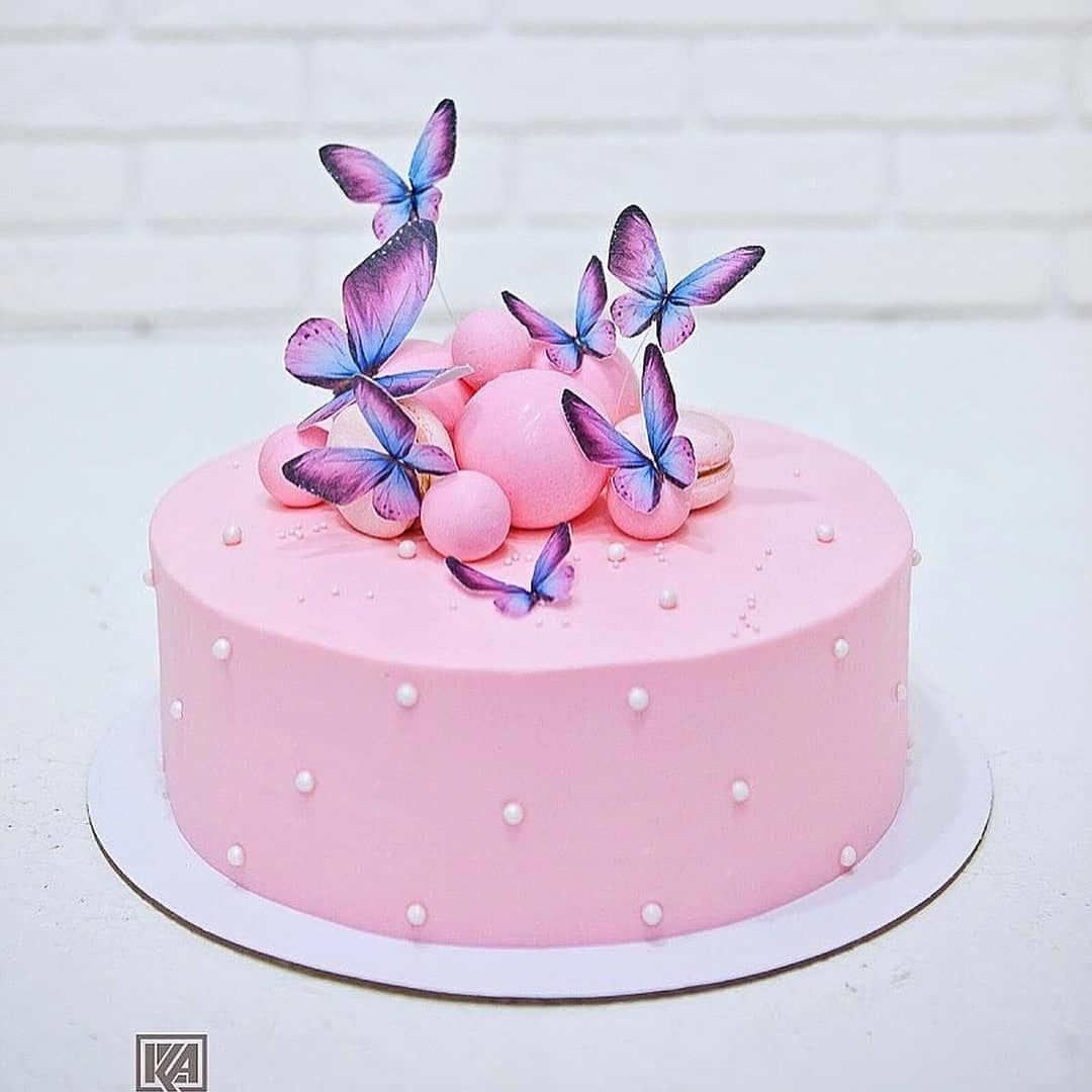 Торт с синими бабочками