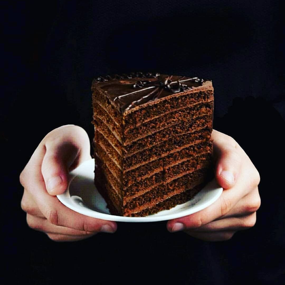 Торт шоколадный медовик