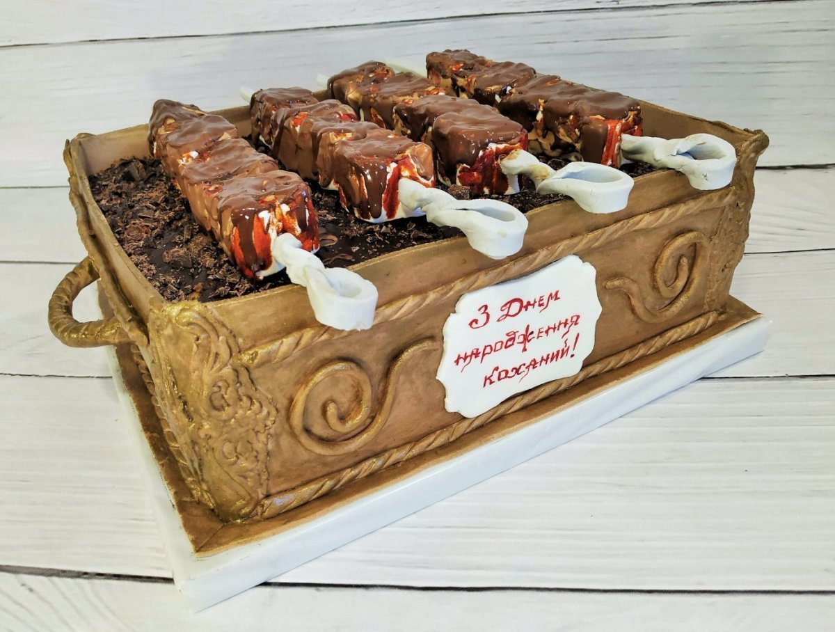 Торт мангал с шашлыком