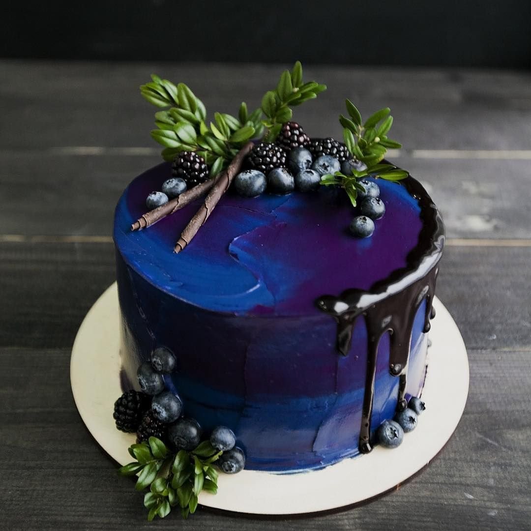 Мужской торт синий