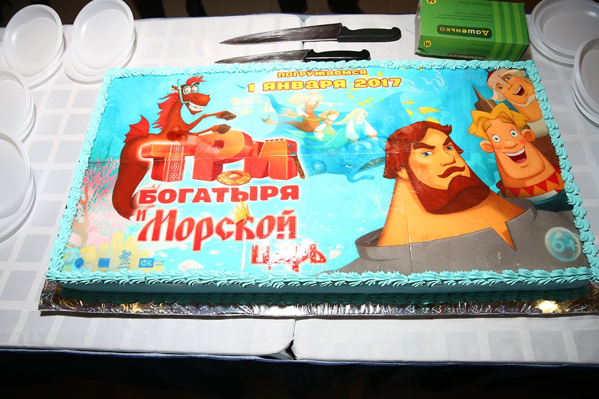 Торт корона Рената Агзамова