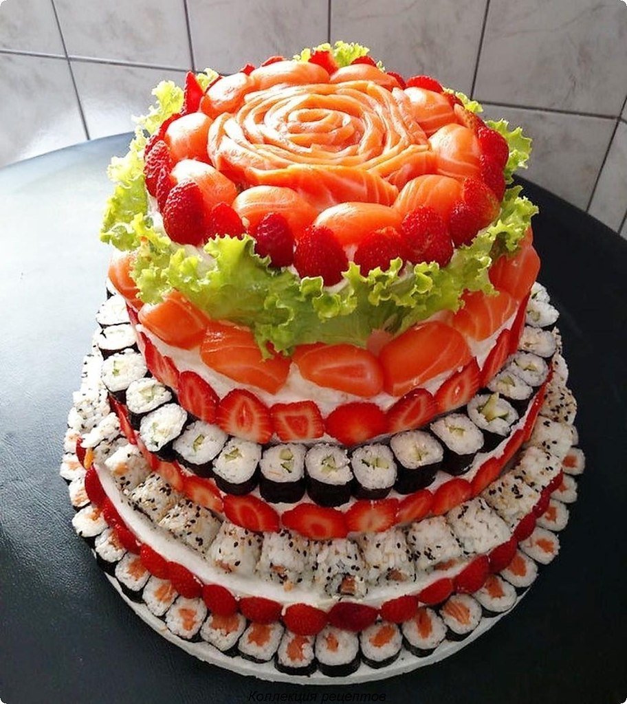 Сет торт из роллов