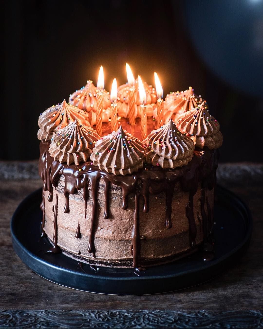 Cake candle. Праздничный торт. Красивые торты на день рождения. Свечи для торта. Торт с днем рождения!.