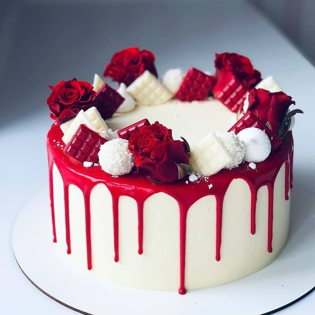 Торта "красный бархат" (Red Velvet).