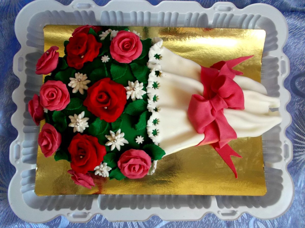 Торт букет роз из крема