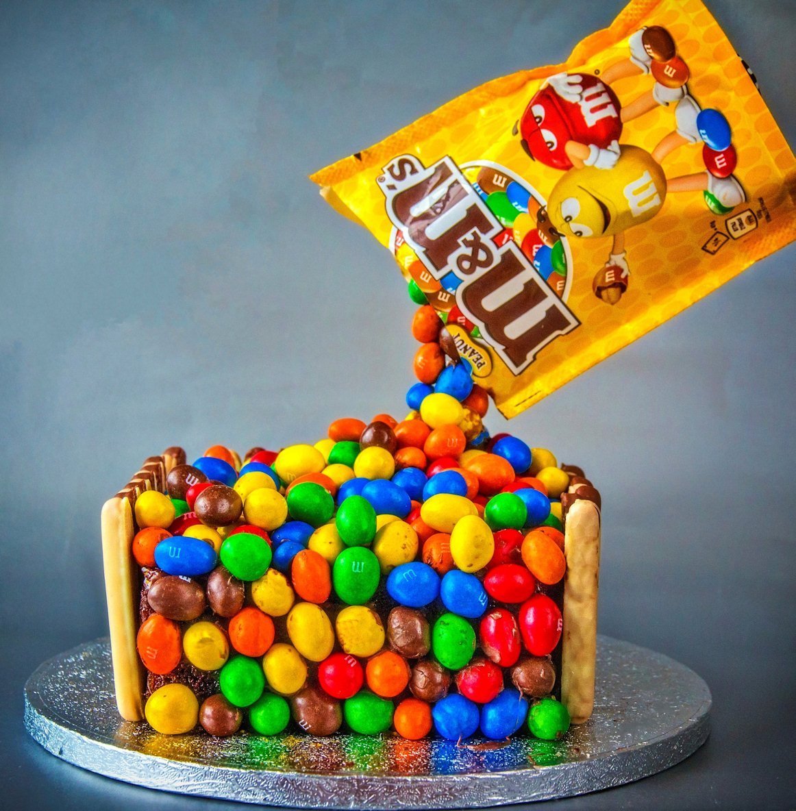 Торт m&m
