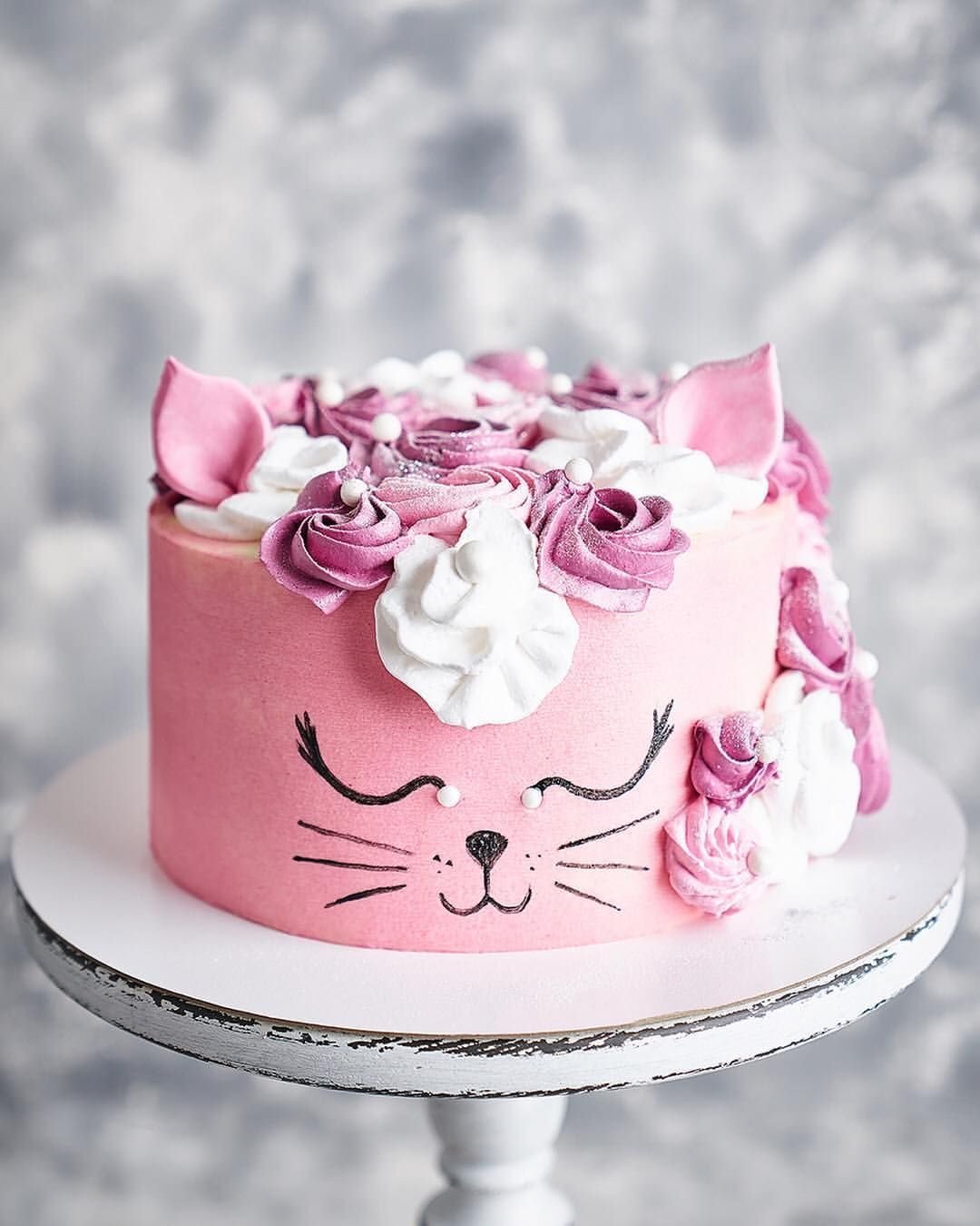 Тортик с кошечкой