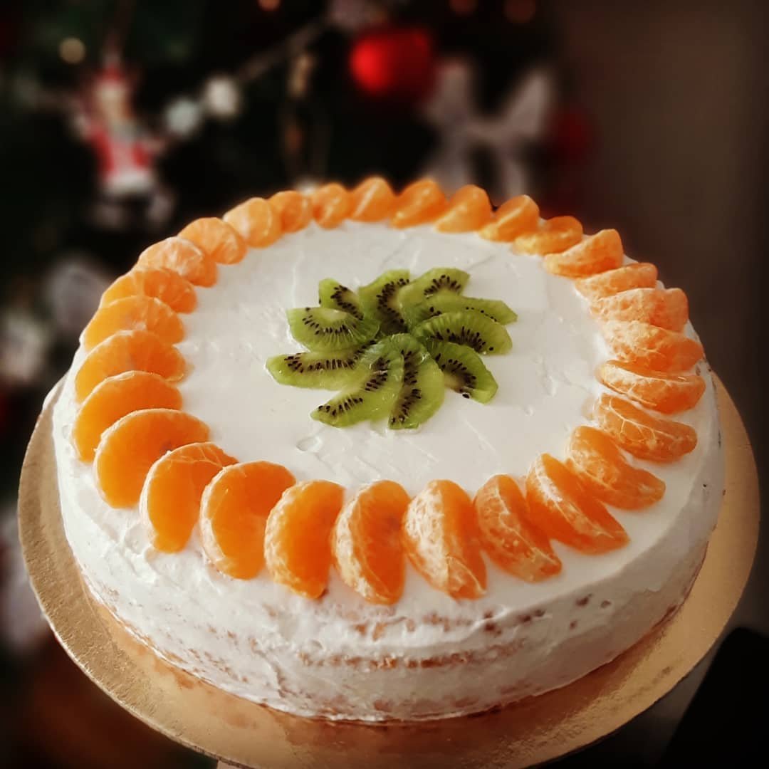 Персиковый торт с творожным кремом