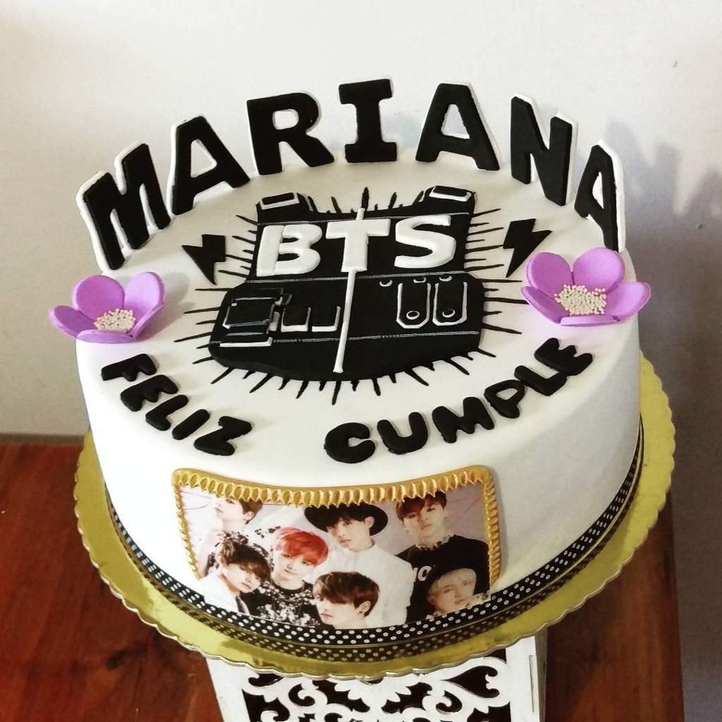 BTS Cake