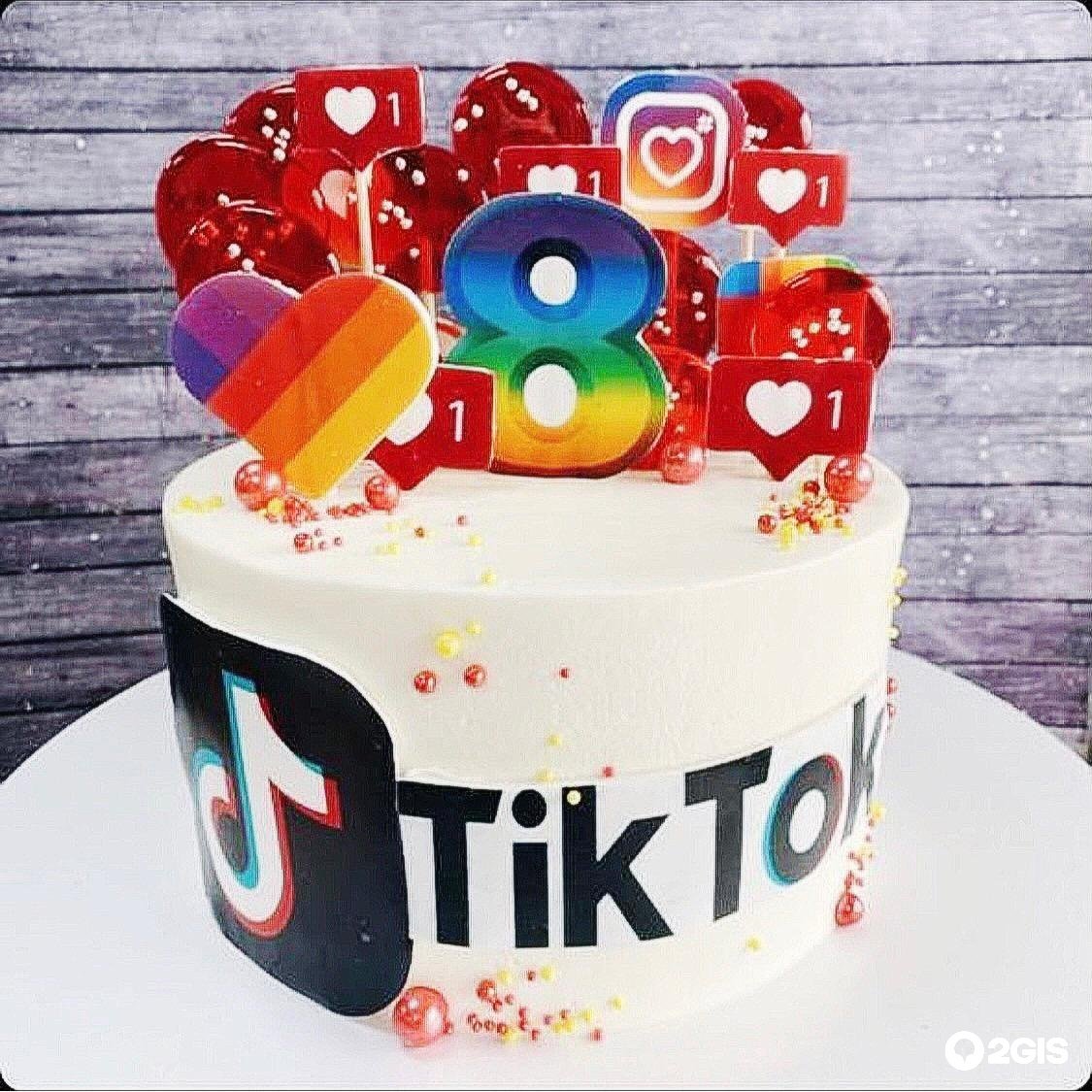 Торт тик ток для девочки 10 лет