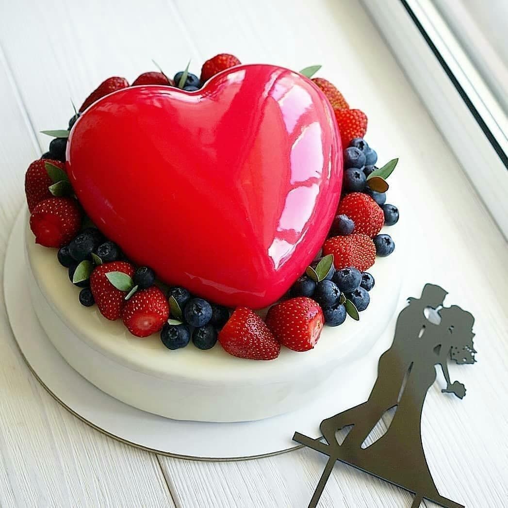 Сердечко из клубники