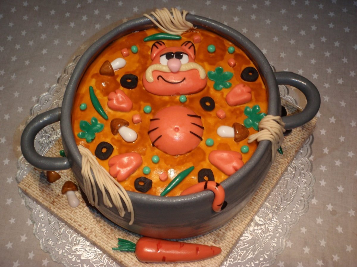 Красивый торт из мороженого
