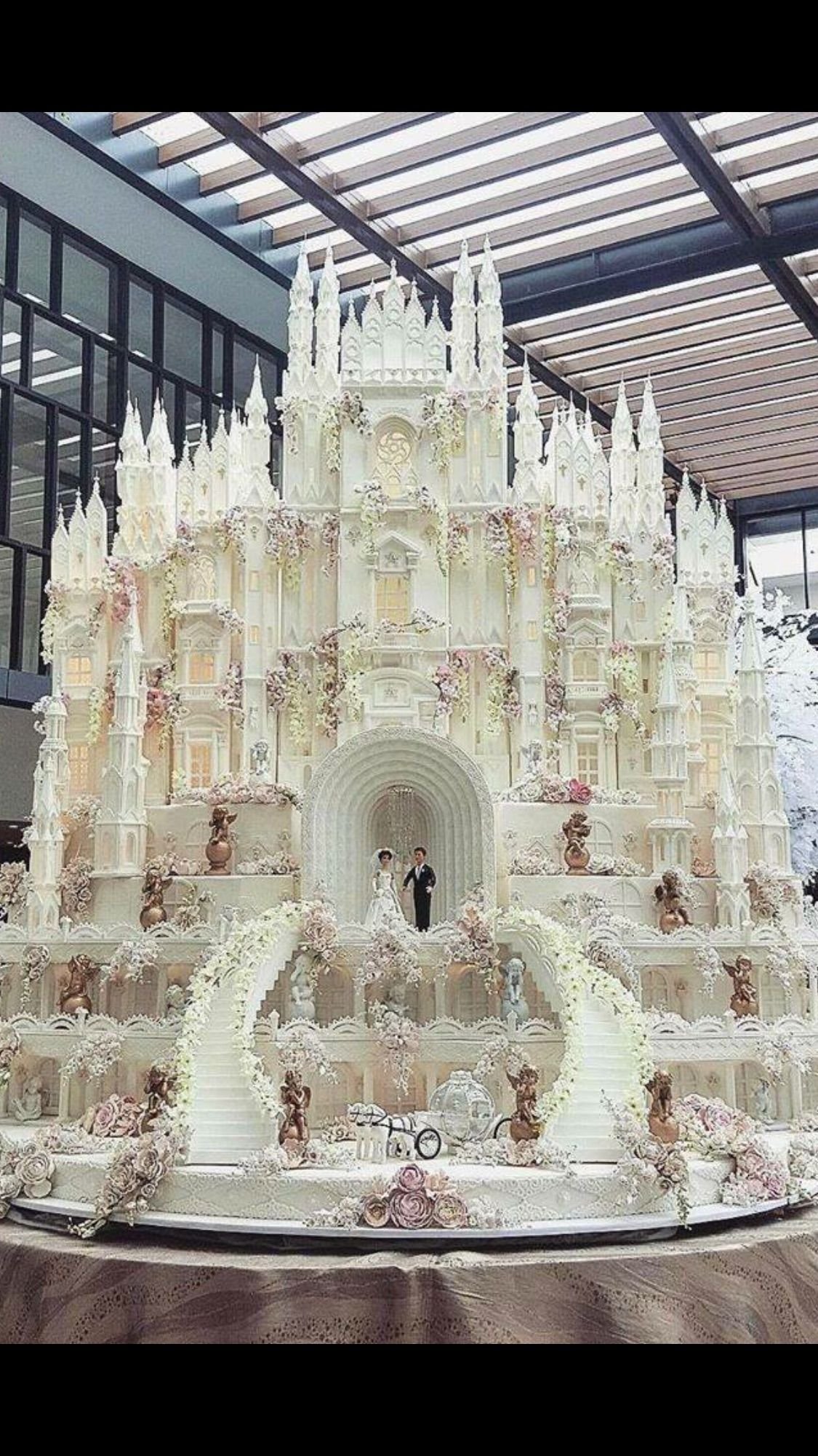 Самый дорогой торт Рената Агзамова