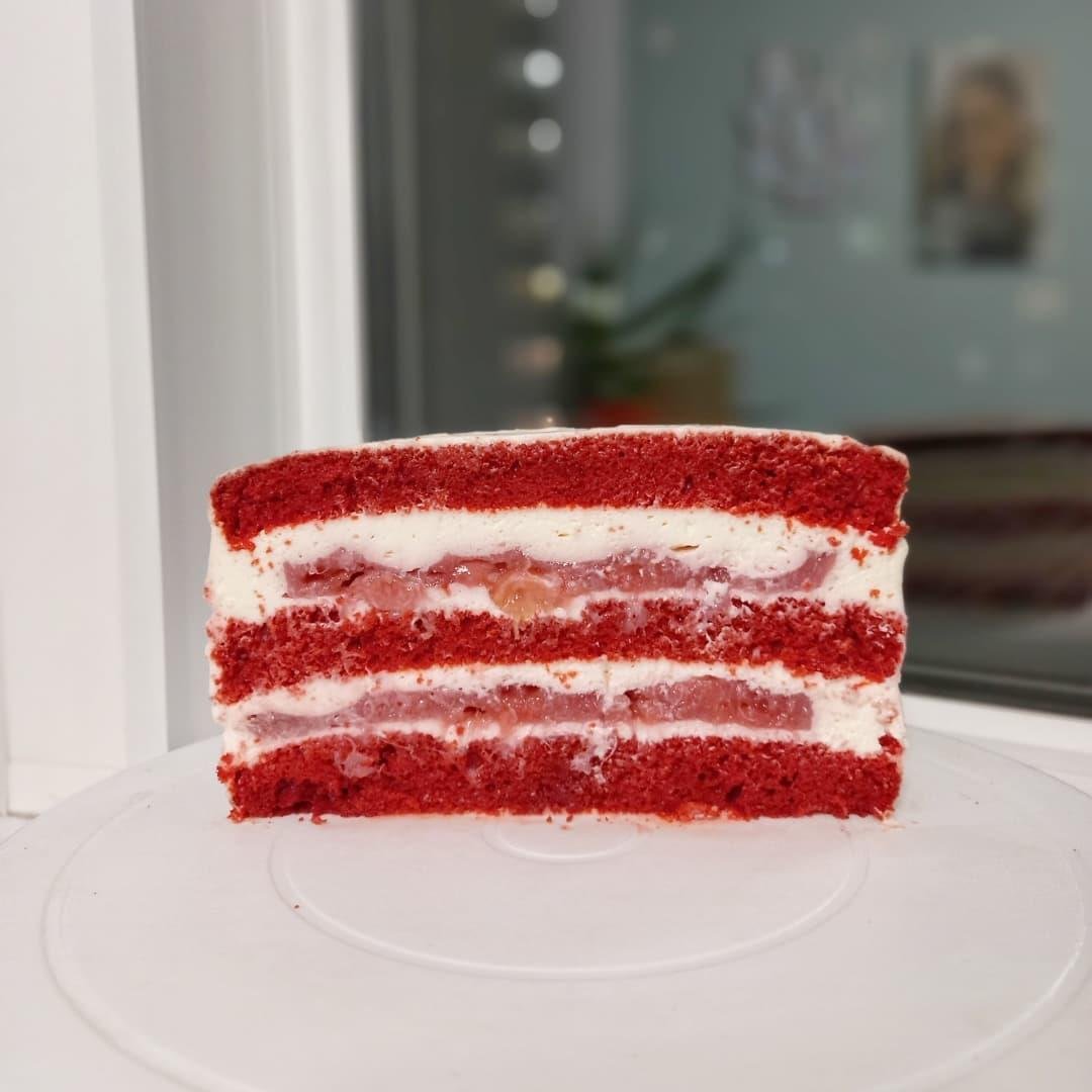 Красный бархат с шоколадным кремом