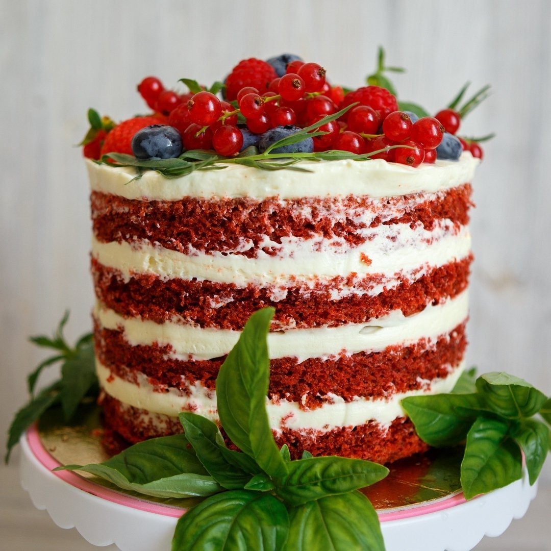 Торта "красный бархат" (Red Velvet).