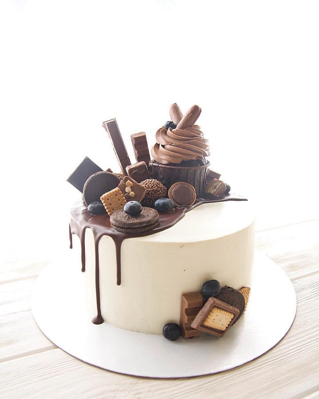 Шоколадный торт для детей