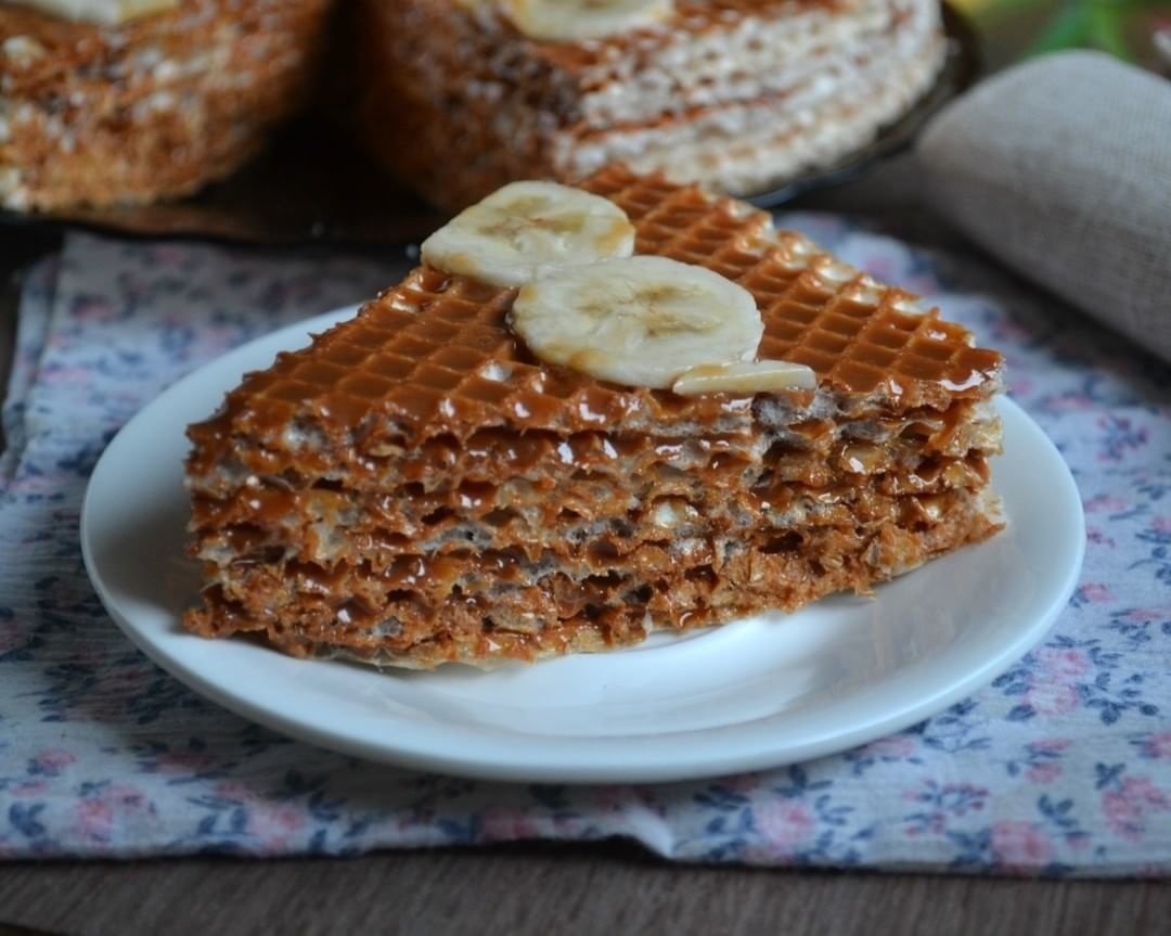 Сладости из вафельных коржей