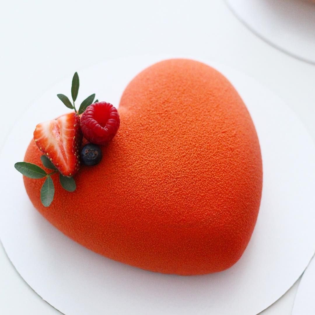 Сердечко из клубники