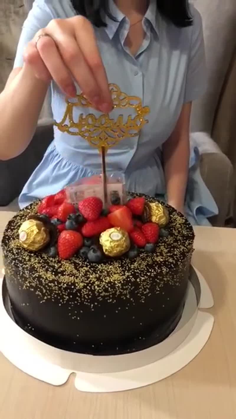 Очень много тортов