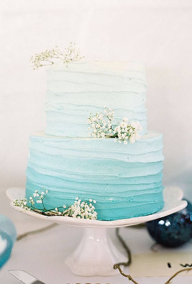 Торт белый с голубым