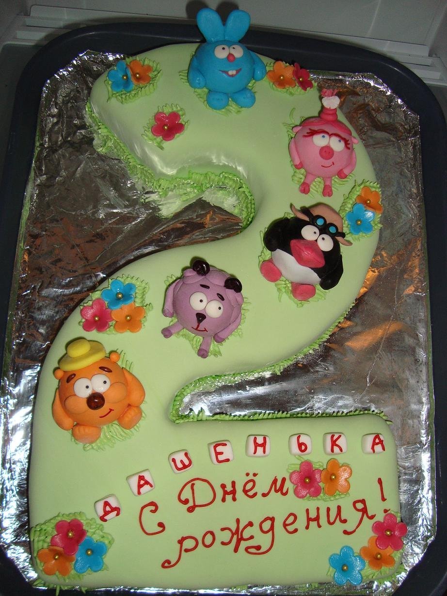 Детский торт в виде цифры 2