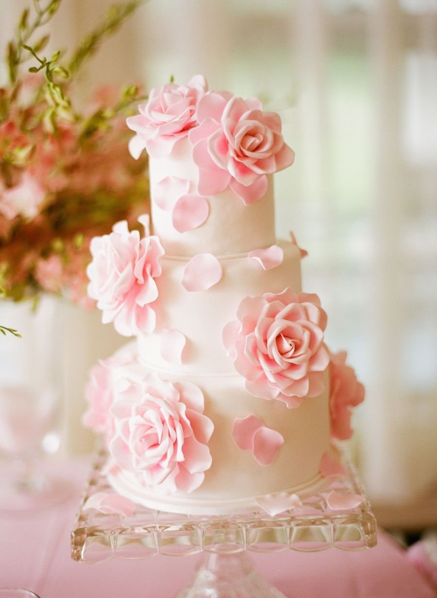 Свадебный торт двухъярусный розовый