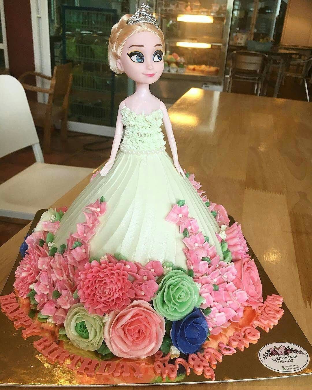 Торт кукла красивый