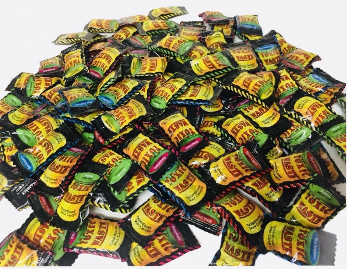 Конфеты "Toxic waste" smog balls 48гр