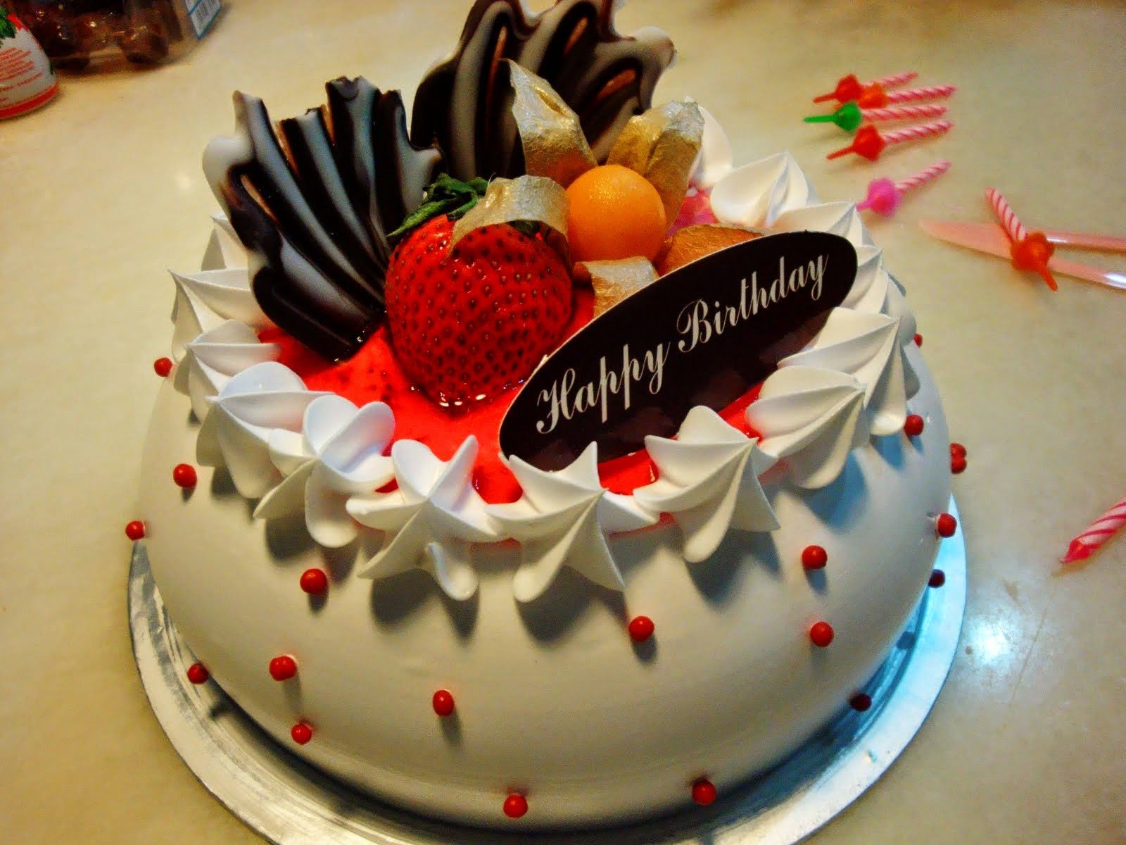 Торты на работу на день рождения. Красивые торты на день рождения. Торт на юбилей. Торт с днем рождения!. Шикарный торт на день рождения.