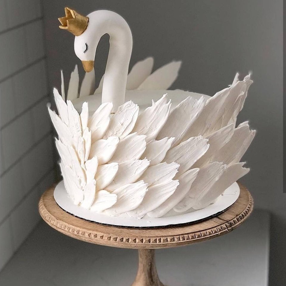 Ice Lake Cake