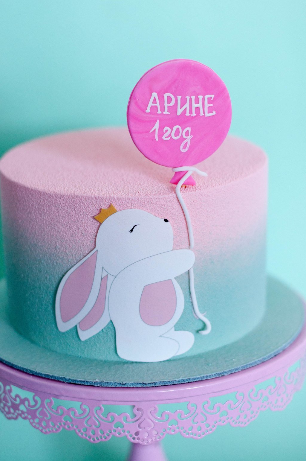 Свадебный торт с зайцами