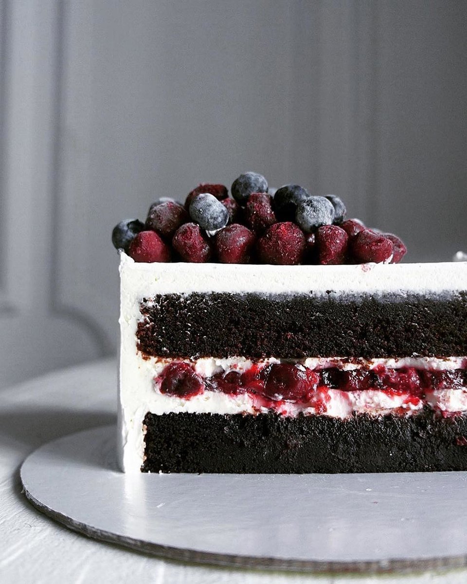 Торта "красный бархат" (Red Velvet).