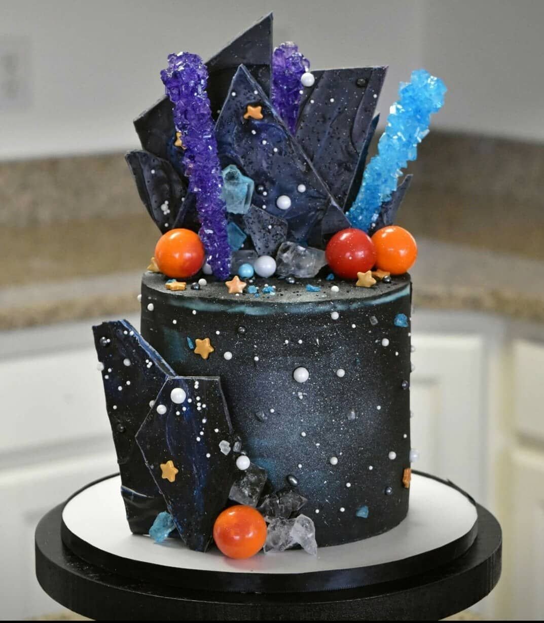 Космический муссовый торт