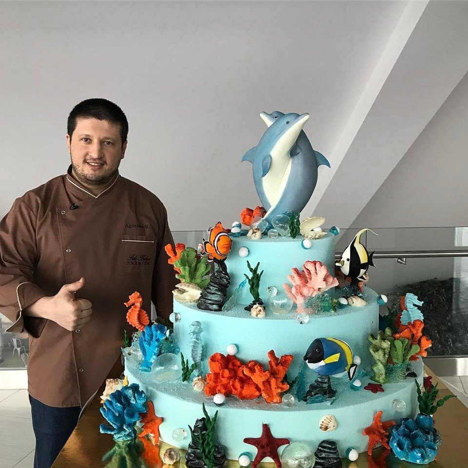 Мастер кондитер Ренат Агзамов